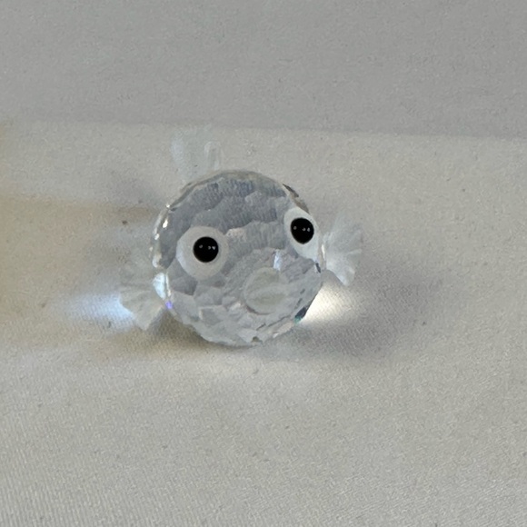 Swarovski Crystal Figurines Blowfish Retired- set of three . - Picture 13 of 16